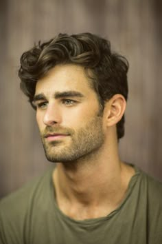 Men's Medium Haircuts 2024: Wavy Styles, Length Flow & Thick Hair Looks Trendy Mens Hairstyles, Easy Hairstyles For Medium Hair, Casual Hairstyles, Curly Hair Men, Short Hair Styles Easy