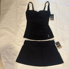 Nwt Reebok 2 Piece Swimwear Ruched Tankini With Padded Bra Swim Skirt Size Small Made In Vietnam Fitted Skirted Swim Skirt For Sports, Sporty Fitted Swim Skirt, Fitted Black Swim Skirt For Workout, Sporty Fitted Black Swim Skirt, One Piece Swimsuit Shorts, Swimsuits With Skirt, Midsize Swimwear, Swimwear 2 Piece, Korean Swimsuit