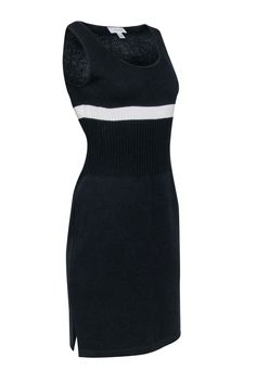 Be the talk of the town in this timeless knit dress from St. John! This little black number is a must-have wardrobe essential, with a flattering sheath silhouette and stylish scoop neckline. The bold white contrast stripe adds a touch of fun and flair to this classic piece. Effortlessly versatile, this dress pairs perfectly with your favorite black heels. Size S 80% Wool, 20% Rayon Unlined Pullover Scoop neckline Ribbed waist Sleeveless Below the knee Bust 33" Waist 26" Shoulder to hem 37.5" Elegant Black Knit Dress, Black Knit Bodycon Dress, Fitted Black Knit Dress, Black Knee-length Knit Dress, Black Knit Knee-length Dress, Talk Of The Town, The Talk, Weekend Wear, Business Attire