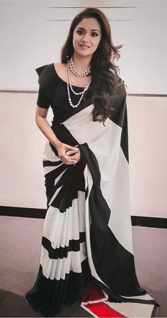 Black Colour Blouse Designs, Collar Blouse Designs For Saree, Saree Jacket Designs, Saree Black, Designs Blouse, Jewelry Drawer, Indian Saree Blouses Designs