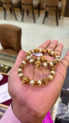 Kasu Haram, Traditional Bangles, Classic Jewellery, Bridal Diamond Necklace, Gold Bangles For Women, Baby Bangles, Black Beaded Jewelry, Bangles Jewelry Designs