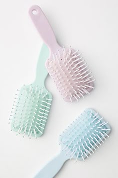 Hair Captions, Mini Brush, Travel Size Beauty Products, Content Inspiration, Hair Supplies, Cosmetics Photography, Travel Pack, Brush Hair, روتين العناية بالبشرة