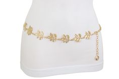 Style : Fashion filigree look / High waist or Hip Condition : Brand New Color : Gold or Silver Size: One Size Belt - Adjustable Can Fit Size Small - Medium Waist Size: About 28" - 42" Belt Width : Up to about 5/8" width Brand New Trendy Retro Women Exquisite Waistband Statement Celebrity Clothing Accessory All Year Around Designer Inspired Collection Ladies Fashion Feminine Style Sexy Popular Dress Wear Premium Unique Look Waistband Belt Weekend look - perfect for day or night unique look or hap Greek Goddess Accessories, Goddess Accessories, Gold Waist Belt, Celebrity Clothing, Look Fashionista, Metal Chain Belt, Popular Dress, Fashion Feminine, Gold Belts