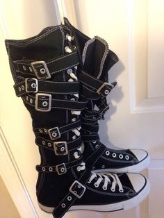 I desperately want these converse and im willing to pay at least 250 plus shipping for them! They need to be a womens size 10. Please comment/message me if you are willing to sell to me or if you know where to find them in my size 🙏😭❤️ Knee High Converse, High Converse, Converse Boots, Goth Shoes, Dr Shoes, Fashion Edgy, Olay Regenerist, Mens Fashion Edgy, New Rock