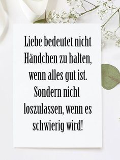 a card with the words liee bedeutett nich handchen zu halen, wern alles out ist