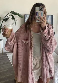 Mom Fits, Closet Goals, Granola Girl, Fall Fits, Mom Outfits, Comfy Cozy, College Outfits