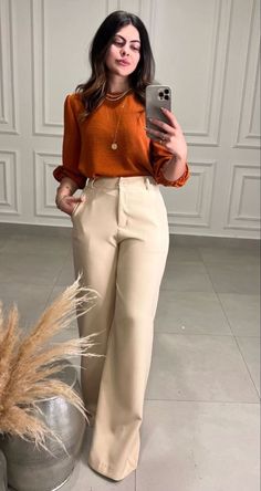 Networking Event Outfit, Office Wear Women Work Outfits, Event Outfit Ideas, Modest Christian Clothing, Corporate Attire Women, Cute Professional Outfits, Corporate Baddie, Classy Business Outfits, Business Professional Outfits