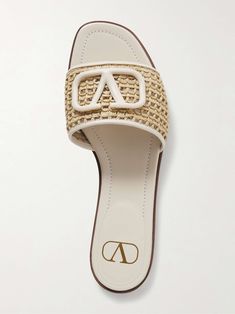 Valentino Flat Sandals, Valentino Slides, Luxury Sandals, Valentino Sandals, Money Outfit, Gucci Eyewear, Flat Slipper, The Amalfi Coast, Woven Raffia