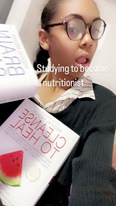 desimyadoll for more me #nutrition #health #nutritionist #aesthetic Nutrition Therapist, Nutrition Major Aesthetic, Dietitian Aesthetic, Becoming A Nutritionist