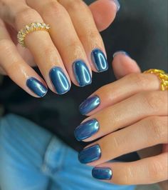 Bday Short Nails, Dark Teal Chrome Nails, Orange Chrome Nails Summer, Dark Blue Crome Nails, Metallic Nails Short, Cerulean Blue Nails, Navy Nails With Chrome, Summer 2024 Nails Ideas, Dip Nail Ideas Short