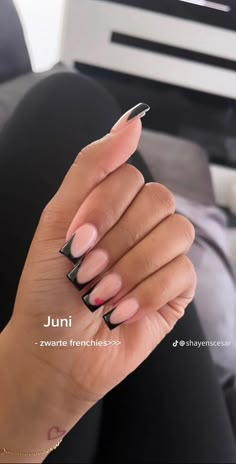 Nails Design Ideas Black, Black French Nails Ideas, Black French Tip With Design, Black French Tip Nails With Design, Nail Ideas French Tip, Black French Tip, Aqua Nails, French Tip Acrylic Nails, Casual Nails