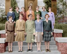 Amazing 1927 photo – colourised! | Violet's Vintage Vault. The color makes such a difference! It's a whole new perspective. Shorpy Historical Photos, Twenties Dress, 1920 Style, Radium Girls, Style Ann�ée 20, 1920s Outfits, 1920 Fashion, 20th Century Fashion, Fashion Goals