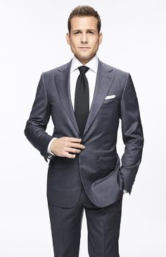 Linkedin Profile Picture Men, Harvey Specter Style, Man Profile Picture, Office Headshots, Formal Poses, Specter Suits, Suits Tv Series