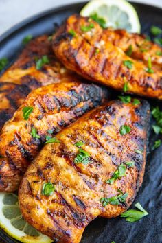 The best grilled chicken breast recipe with an amazing marinade! This simple recipe results in perfectly cooked flavorful chicken! Chicken On Stove Top, Stove Top Grilled Chicken, Maple Chicken Recipes, Grilled Chicken Breast Recipes, Maple Chicken, Stove Top Chicken, Stove Top Grill, Chili Lime Chicken, Seared Chicken Breast