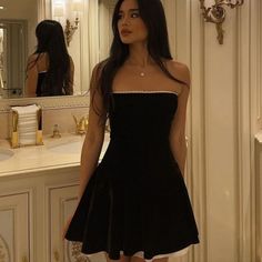 Our 'Marilla' Velvet Strapless Mini Dress Is Just Waiting For A Night Out. Made From Plush Stretch Velvet, It Has A Strapless, Corseted Bodice That Laces Up At The Back To Cinch Your Waist To Perfection And Us Beautifully Trimmed With Soft Satin Along The Neckline And Peaks Below The Hem. The Gathered Skirt Is Ultra Flattering And It Zips To The Side For Easy On. Underwear Solution: Add Our 'Smooth' Strapless Bra If Required. Made From Stretch Velvet. Fully Lined. Stretch Factor: Little Stretchy Estilo Dark, House Of Cb Dresses, Lace Splicing, Dress Aesthetic, Black Short Dress, House Of Cb, School Shopping, Stretch Velvet, Gathered Skirt