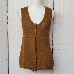 -Zara Sleeveless Knit Vest -Discontinued/Rare And Hard To Find -Nwot. No Flaws -Size: L Knitted Sleeveless Vest For Layering, Sleeveless Knitted Vest For Layering, Fitted Sleeveless Brown Knit Top, Sleeveless Brown Sweater Vest For Summer, Fitted Knitted Sleeveless Sweater Vest, Knitted Sleeveless Tank Top For Layering, Sleeveless Knitted Tank Top For Layering, Bohemian Sleeveless Knit Top, Brown Knitted Sleeveless Vest