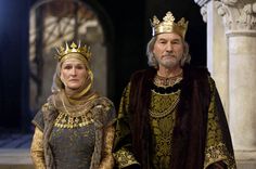 The Lion in Winter 2003 - Eleanor of Aquitaine and Henry II Eleanor Of Aquitaine, Medieval Costumes, Medieval Aesthetic, Fire And Blood, Amazon Warrior, Glenn Close, Patrick Stewart, Medieval Costume, Period Outfit