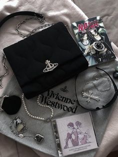 Nana And Vivienne Westwood, Florence Core, Nana Vivienne Westwood, Vivienne Westwood Aesthetic, Vivienne Westwood Clothes, Vivien Westwood, Full Moon In Capricorn, Vivienne Sabo, Vivian Westwood