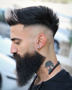 New Beard Style, Ducktail Beard, French Crop, Short Hair With Beard, Pompadour Haircut, Long Beard Styles, Mens Haircuts Short Hair, Faux Hawk Hairstyles, Crop Haircut