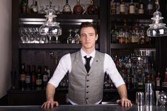 Bartender Uniform Ideas, Cute Bartender Outfit, Bartender Uniform, Bar Uniform, Hotel Uniforms, French Brasserie, Cafe Uniform