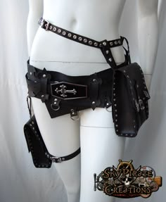 Medieval Belt, Hunter Outfit, Leather Armor, Concept Clothing, Wrong Turn, Kawaii Accessories, Alternative Outfits