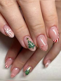 Santa Nails, Festive Nail Designs, Christmas Tree Nails, Tree Nails, Nagel Tips, Cute Christmas Nails, Christmas Nails Easy, Christmas Gel Nails, Christmas Nail Art Designs