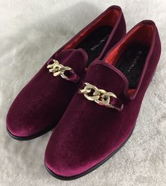 ELANROMAN Loafers Men's Wine Red Velvet Dress Shoes Gold Chain Link Men’s Size EUR 43 / US 9.5 New! (#3200-3) M Red Velvet Dress, Wine Red, Velvet Dress, Loafers Men, Chain Link, Gold Chain, Gold Chains