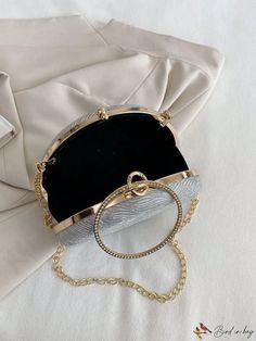 BirdinBag - Glittered Mini Circle Bag with Ring Strap - Perfect for Parties Trendy Metal Evening Bag, Trendy Metal Evening Bags, Trendy Evening Metal Bags, Silver Clutch With Detachable Handle For Party, Silver Metal Shoulder Bag For Party, Silver Party Clutch With Detachable Handle, Glamorous Silver Metal Bag, Glamorous Silver Metal Bags, Chic Metal Bag For Party