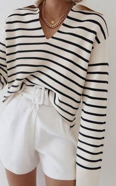 Inspiration Mode, Mode Inspiration, Outfits Casuales, Preppy Style, Look Fashion, Striped Shirt