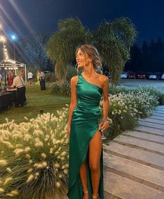 Prom Dresses Custom, Wedding Guest Dresses Long, One Shoulder Prom Dress, Strapless Evening Dress, Paris Mode, Cute Prom Dresses, Prom Outfits