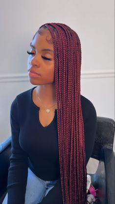 Bra Length Knotless Braids, Knotless Medium, Regular Braids, Dramatic Edges, Black Hair Protective Styles, Red Braids, Braids Boxbraids, Box Braids Hairstyles For Black Women, Braided Hairstyle