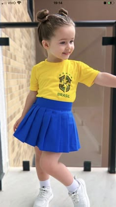 Baby Gril, Chic Kids, School Uniform Fashion, Uniform Fashion, Simple Trendy Outfits, Stylish Kids