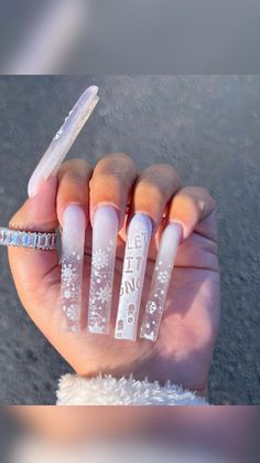 Snow Nails, Celebrity Nails, Winter Nails Acrylic, Long Acrylic Nails Coffin, Snowflake Nails