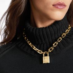 LOUIS VUITTON® - Lv Edge Necklace Cadenas - Gold Luxury Metal Chain Necklace, Louis Vuitton Chain Necklace Men, Louisvuitton Louis Vuitton, Louie Vuttion Jewelry, Louis Vuitton Necklace Lock, Edge Necklace, Louis Vuitton Necklace, Princess Gifts, Louis Vuitton Official Website