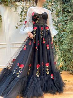 Rose Gown, Prom Dress Long, Make Your Own Dress, Long Evening Dress, Evening Dresses Long, Fancy Dresses, Prom Dresses Long, Dress Long, Fitted Dress