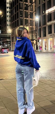 Mode Zara, Foto Tips, Neue Outfits, Hoodie Outfit, Mode Inspo, Cute Everyday Outfits, Cute Simple Outfits, Lookbook Outfits, Outfits Casuales