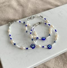 Evil eye Nazar bracelets with real fresh water pearls nazar Armbänder mit echten Süßwasserperlen Evil Eye Jewelry Bracelet, Easy Bracelet, Small Bead Bracelet, Beaded Jewelry Necklaces, Basic Crochet, Beaded Necklace Diy, Diy Bracelets Patterns