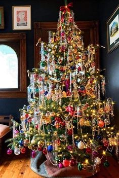 a decorated christmas tree in a living room