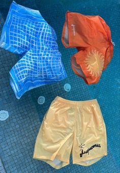 Swimwear Aesthetic, Beach Ootd, Summer Feeling, 가을 패션, Fashion Photoshoot, Mens Swimwear, Summer Kids, Swim Shorts, Beach Outfit