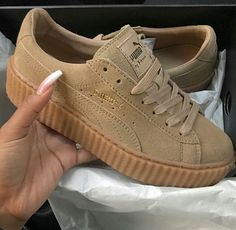 Suede Creepers, Nude Outfits, Mode Shoes, Skate Wear, Elegante Casual, Puma Sneakers, Urban Wear