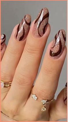 32 Brown Nail Designs Santa Faces, Brown Nail, Brown Nails Design, September Nails, Fancy Nails Designs, Smink Inspiration, Her Nails, Blush Nails, Art Pen