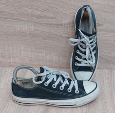 Welcome to our store.  Antique All-Star Converse canvas sneakers Size: US 5.5 Women/ 3.5 UK/ 36 EUR/ Authentic Converse All-Star/ Vintage Chuck Taylor Sneakers Please ensure the measurements are correct and do not be satisfied with the written sizes because they differ from country to country. Size:  US 5.5 Women/ 3.5 UK/ 36 EUR Condition:          8/10 Perfect condition. This item is used but in good condition. If there are any nuances - they will be listed in the description of the goods and i Baskets Converse, Star Vintage, Star Converse, Basket Vintage, All Stars Converse, Vintage Sneakers, Star Sneakers, Womens Tie, Best Camera