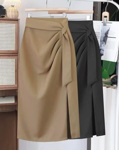 Skirt Korean, Drawstring Skirt, Trendy Outfit Ideas, Mode Kimono, Women Streetwear, Skater Dresses, Trendy Outfit, Skirts For Women, Midi Skirts