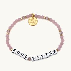 A beaded bracelet for your soul sister! A little reminder to register your bracelet! When you've passed it on, you can track its journey to see who else it's inspired. Sister Friendship Bracelets, Bracelets Bff, Little Words Project, Letter Bead Bracelets, Bff Bracelets, Sister Bracelet, Trending Bracelets, Word Bracelet, Soul Sister