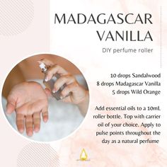 Diy Vanilla Perfume Recipes, Diy Vanilla Perfume, Vanilla Essential Oil Perfume, Perfume Oil Recipes, Perfume Diy, Perfume Ideas, Perfume Roller