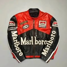 Marlboro Vintage Windproof Leather Protective Adventure Motorcycle Racing Jacket Marlboro Red Biker Jacket Image Condition: Brand New With Tag External Material: Leather Premium Leather Vintage Round Collar Two Front Zips Manufacturing: Hand Made Brilliantly Designed, Professionally Cut & Premium Stitching Throughout As Per International Standards Excellent Customer Service & After Sale Support!! Product Care: Dry Clean Only. Multiple Marlboro Logos And Patches 100% Cowhide Leather Guarantee Min Laid Back Fashion, 70s Autumn, Dr Outfit Ideas, Sporty Glam, Motorcycle Racing Jacket, Cowboy Vibes, Mr Ben, Scarface Movie, Anime Shirts