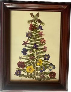 Flowers home grown in Jim Thorpe, pressed, and arranged. Pressed Flowers Christmas, Christmas Dried Flowers, Pressed Flower Ideas, Pressed Flower Art Picture Frames, Microwave Flower Press, Dried Flower Art, Jim Thorpe Pa, Pressed Flowers Diy, Press Flowers