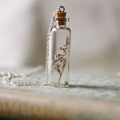 glass vial made into necklace keepsake ... interesting Vial Necklace, Miniature Bottles, Metal Clay Jewelry, Bottle Jewelry, Bottle Charms, Bottle Necklace, Glass Vials, Tiny Things, Small Bottles