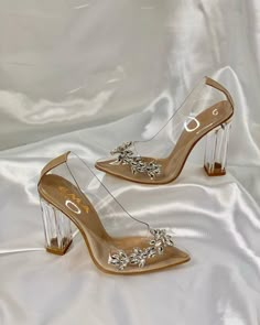 Diy Heels, Cute Shoes Heels, Shoes Heels Classy, Fashion Shoes Sandals, Elegant Heels, Stunning Shoes, Wedding Shoes Heels, Heels Classy, Fancy Shoes