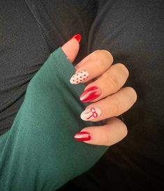 Cute Red Nail Designs, Valentines Nails Ideas, Hoco Nails, Teen Nails, Trending Nails, Acrylic Nails Coffin Short, Short Acrylic Nails Designs, Acrylic Nails Coffin, Short Acrylic Nails